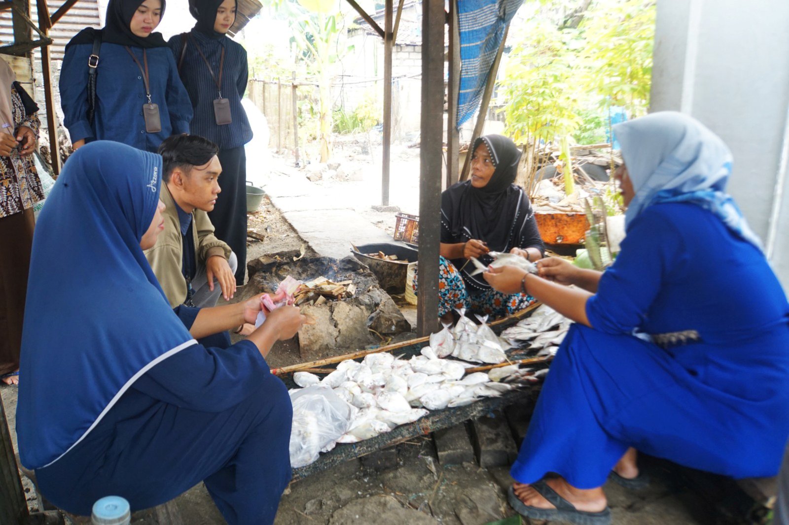 SIG Tumbuhkan 36 UMKM Lewat Pemberdayaan Masyarakat Desa Glondonggede